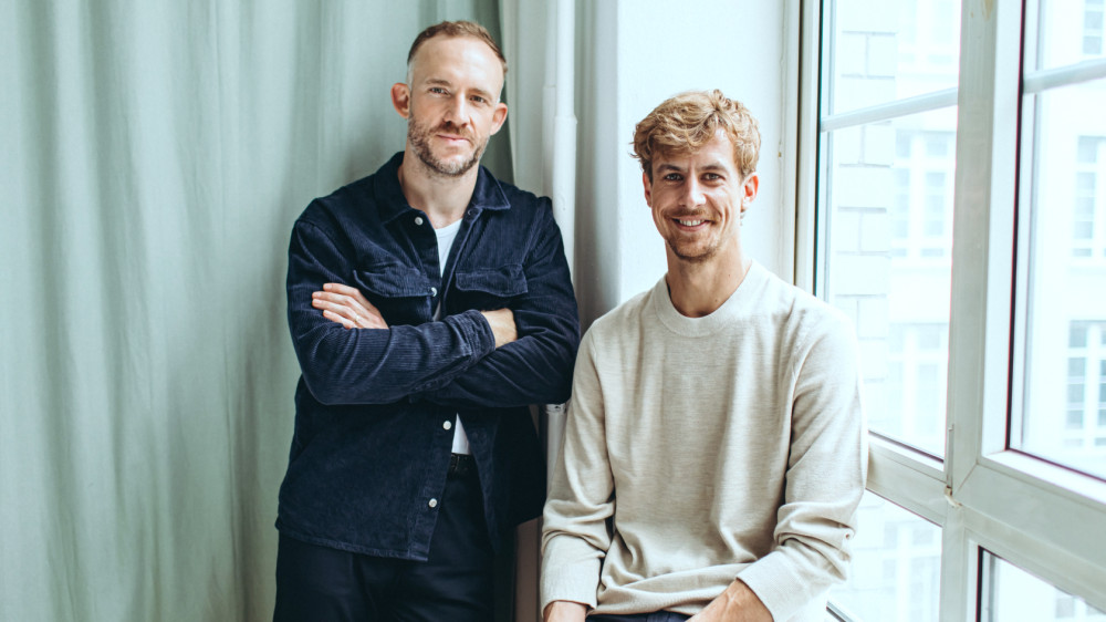 Raphael Kneer and Niklas Eder establish the first certified DSA dispute resolution body in Europe. 01_userrights